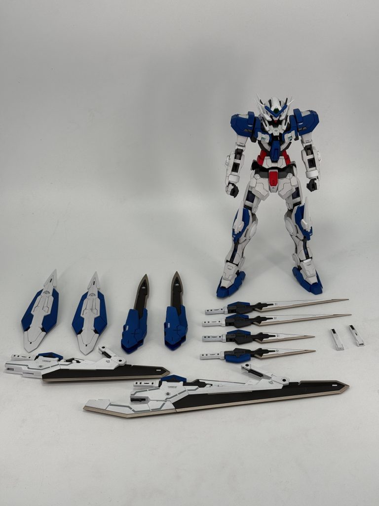 武装は下記の通りです。・プロトGNツインブロードブレイド・プロトGNソード×2・プロトGNロングブレイド×2・プロトGNソートブレイド×2・GNビームサーベル×2・GNシールド×2