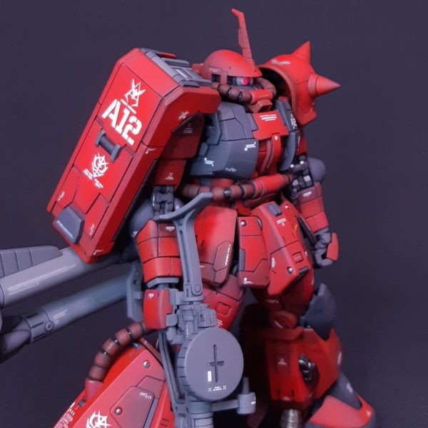 シャア専用　高機動型ザクⅡＲ２型