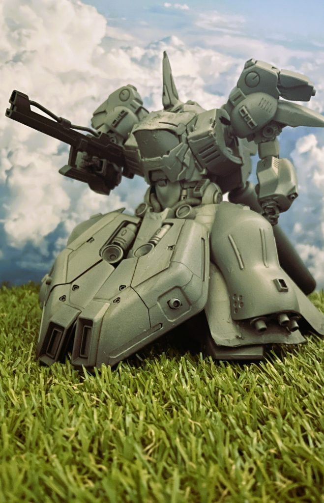 左からのアングルです。