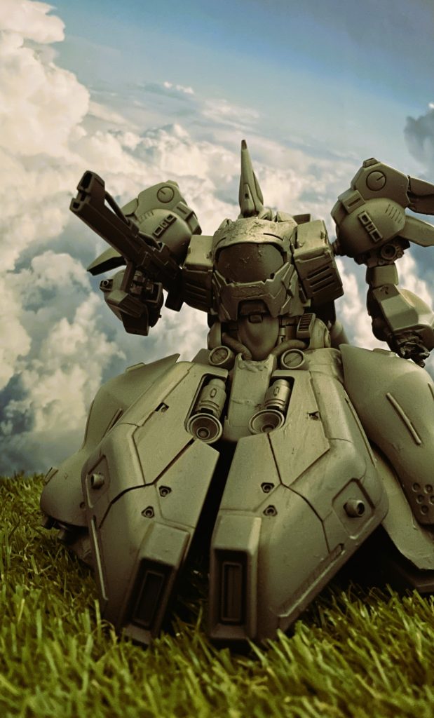 下からのアングルとなります。