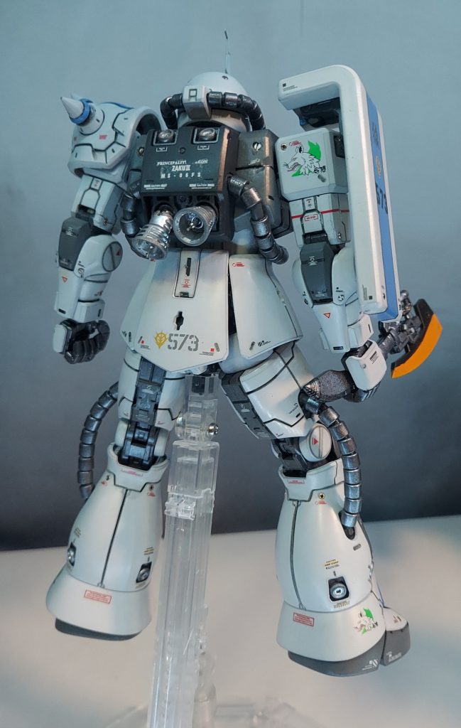 うしろバーニア曲がってるの(@￣ρ￣@)実は今気づいたの(;￣ー￣Aまみたすゎテキトーマンです(@￣ρ￣@)