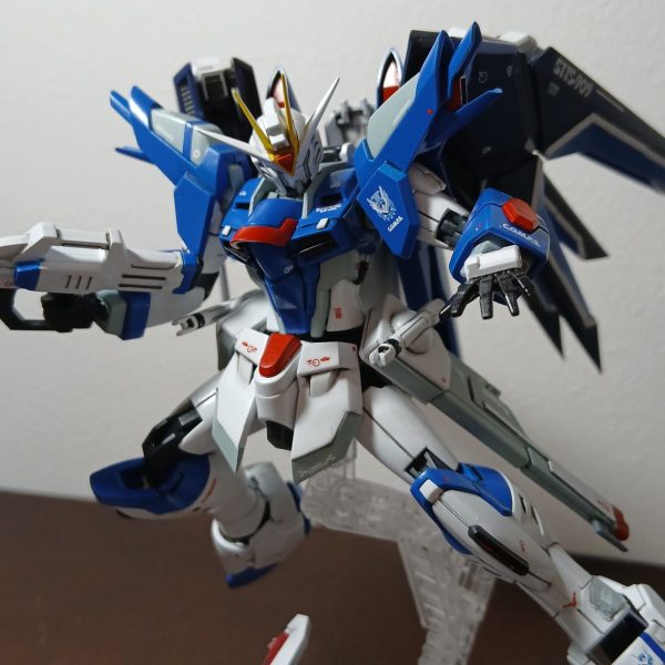 STTS-909 RlSING FREEDOM GUNDAM