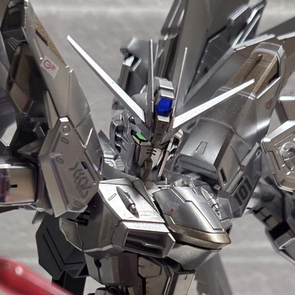 フリーダムガンダムver.2.0 [シルバーコーティング]