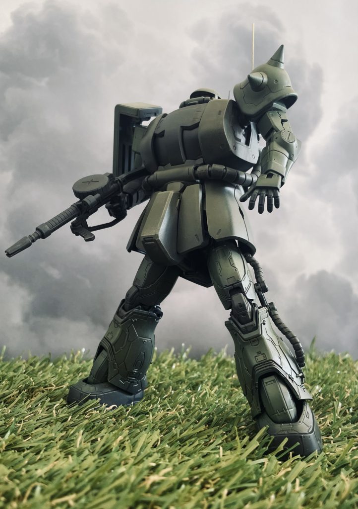 草原ベースでの正面。