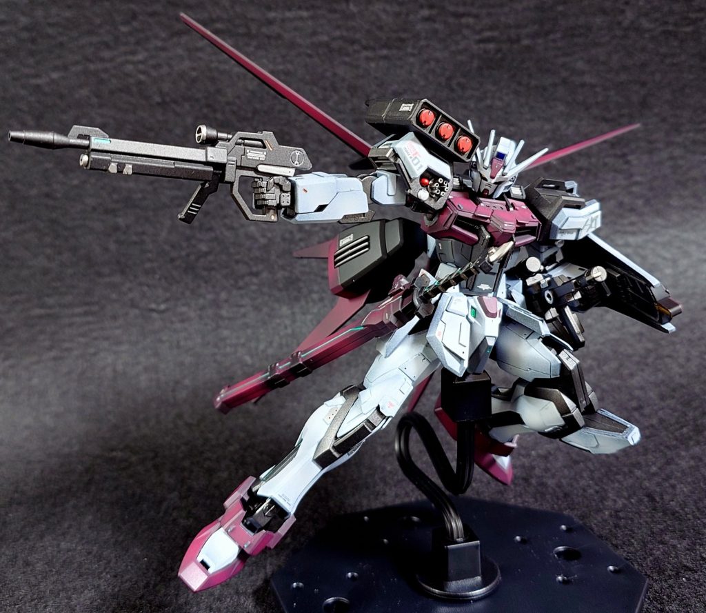 エールストライクガンダム改　HG　全塗装–6枚目/制作者：wat798