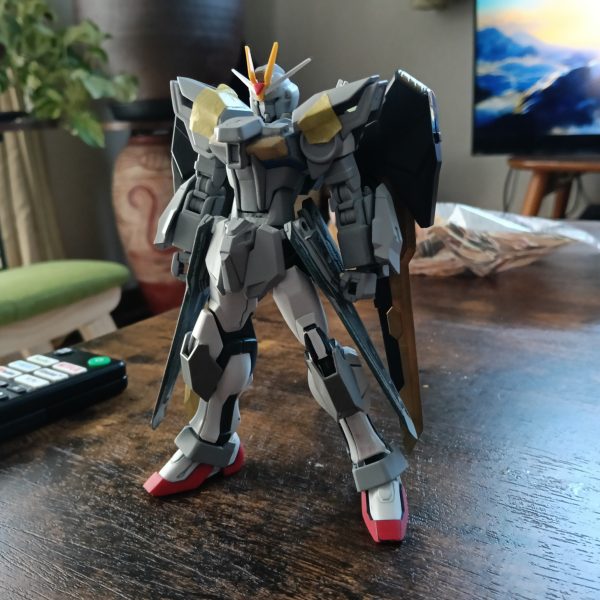 カミキバーニングのバックパックをベースにパワーアップ風のストライカーパックをイメージしました！バックパックのデザイン考えるの大変だった…。（2枚目）