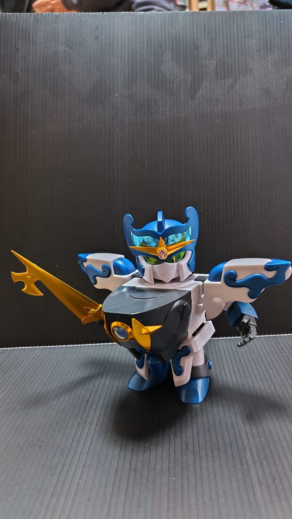 アクアリウスは水流を巻き上げた