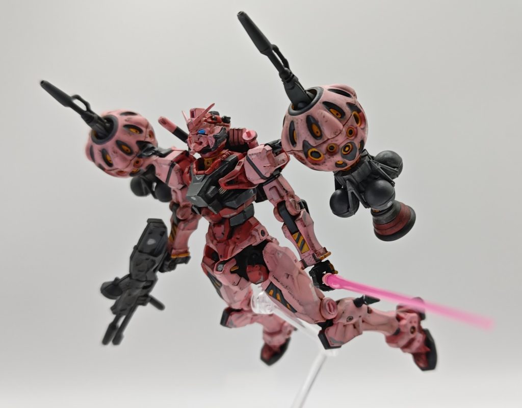 ビットは肩かな？と思いまして肩に装備させてみました。ビットにもウェザリングしております。