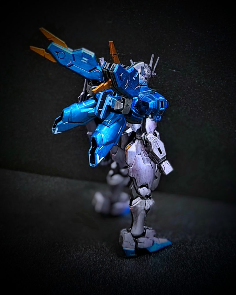 背面カット（別アングル）。