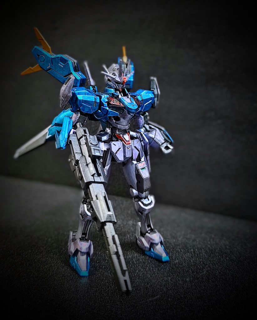 全面カット（別アングル）。装備装着の形で。