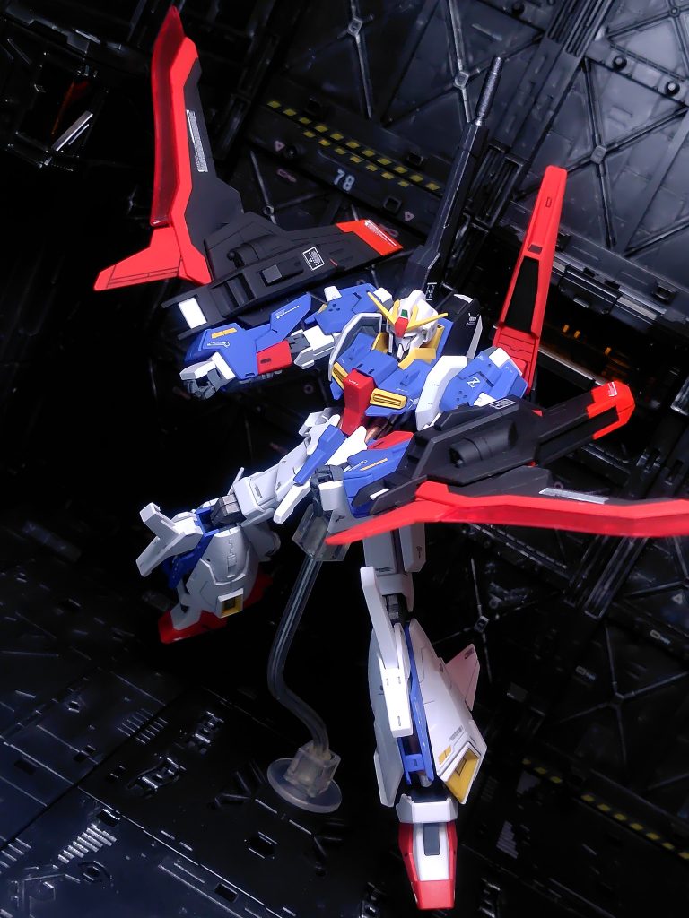 ビルド系はアニメを見たことが無いのでいまいちポージングに熱が入りません(zaku-kao4)