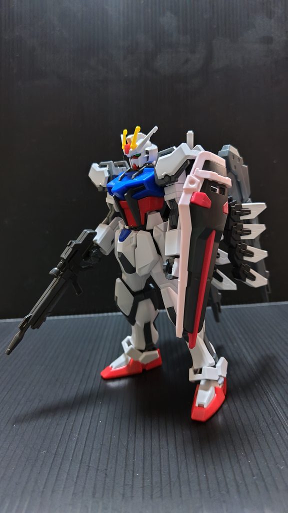 とりあえず……色はどうしようかなぁ…🤔–2枚目/制作者：AKI