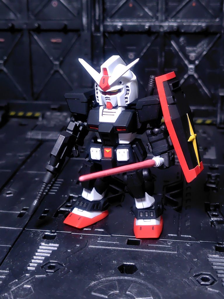 プロトタイプガンダム。HG化してほしい。サーベル刀身だけ水性マーカー塗装。