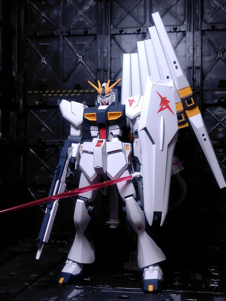 EG νガンダム + フィン•ファンネル