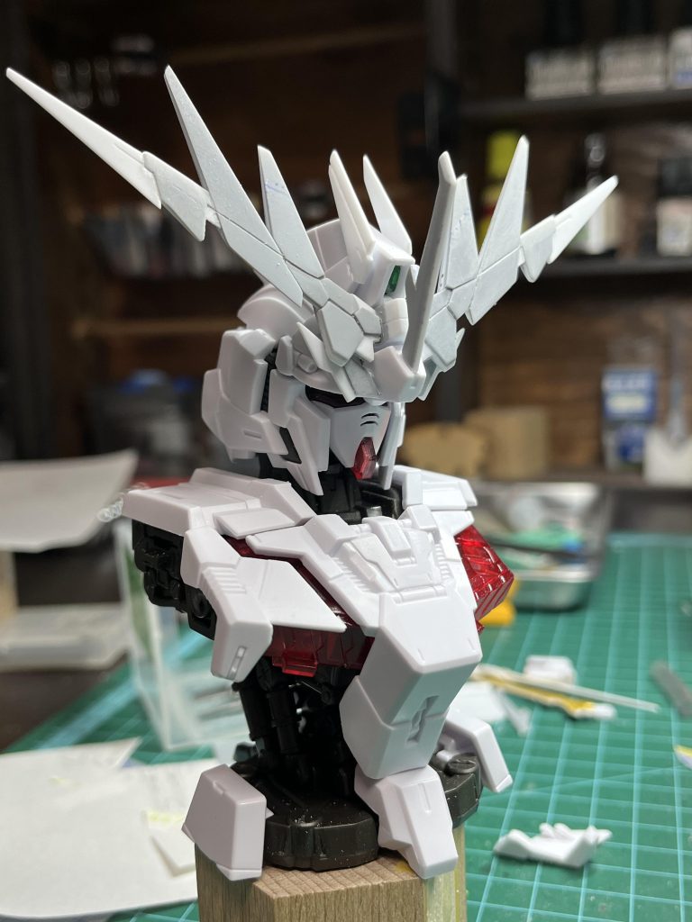 アンテナ:スクラッチ削る角度分かりやすくする為に2種のプラ板で制作