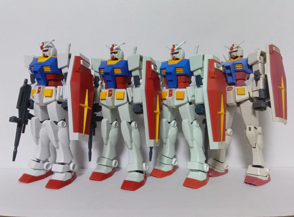 今週やっとRGガンダム2.0と白いガンダムが買えたので–3枚目/制作者：APR02
