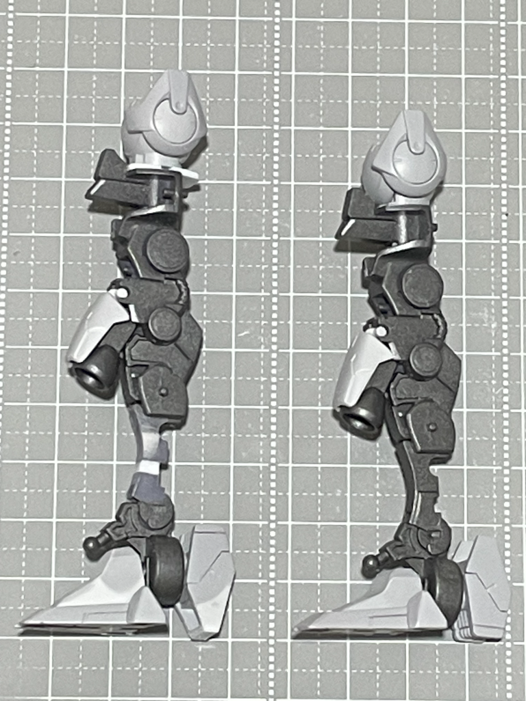 脚部は太もも、脛、足の甲、かかとで５ｍｍほど延長しています。