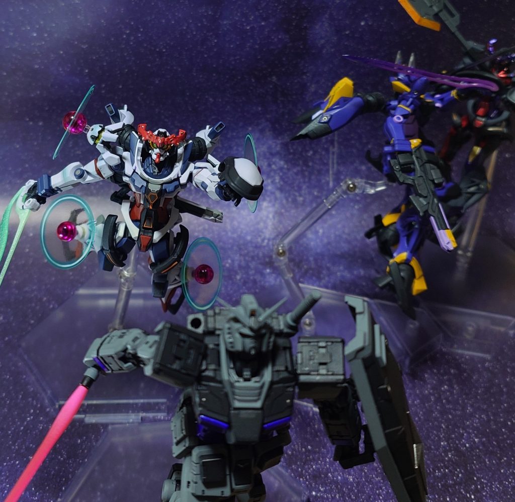 “ニャアン、そいつをお願い！”