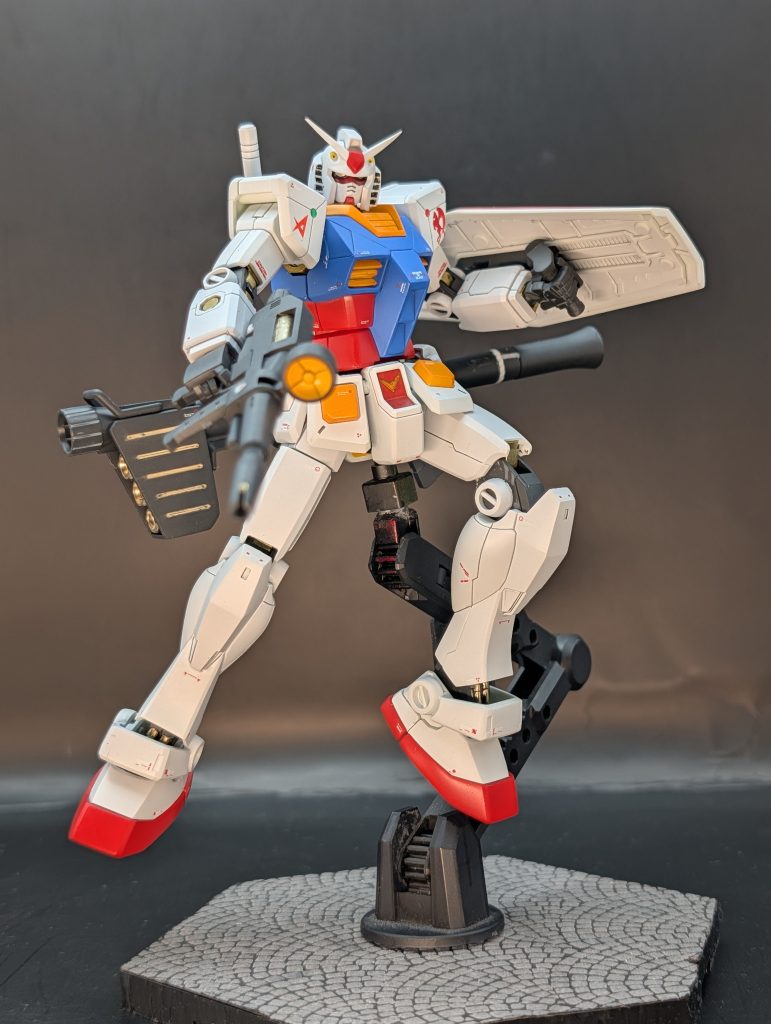 RX-78-2 GUNDAM–2枚目/制作者：よ〜ぐると