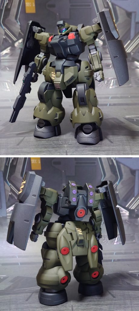 ディランザ・ソルの基本装備で前後ろ。手首は30MMオプションセットの物に交換。仕上げにガンプラとは無関係のデカールを貼り付けました。