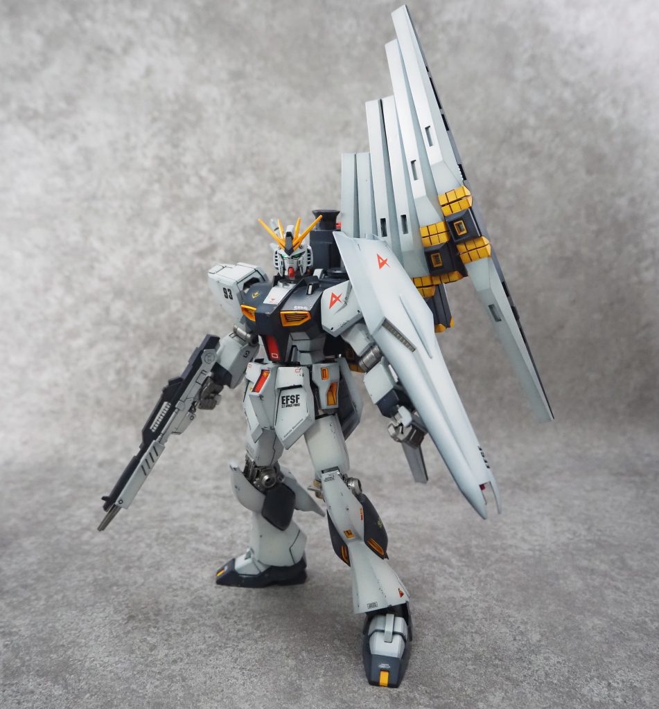 弱めですがくっきりと見せるグラデになったかと思いますがいかがでしょう。