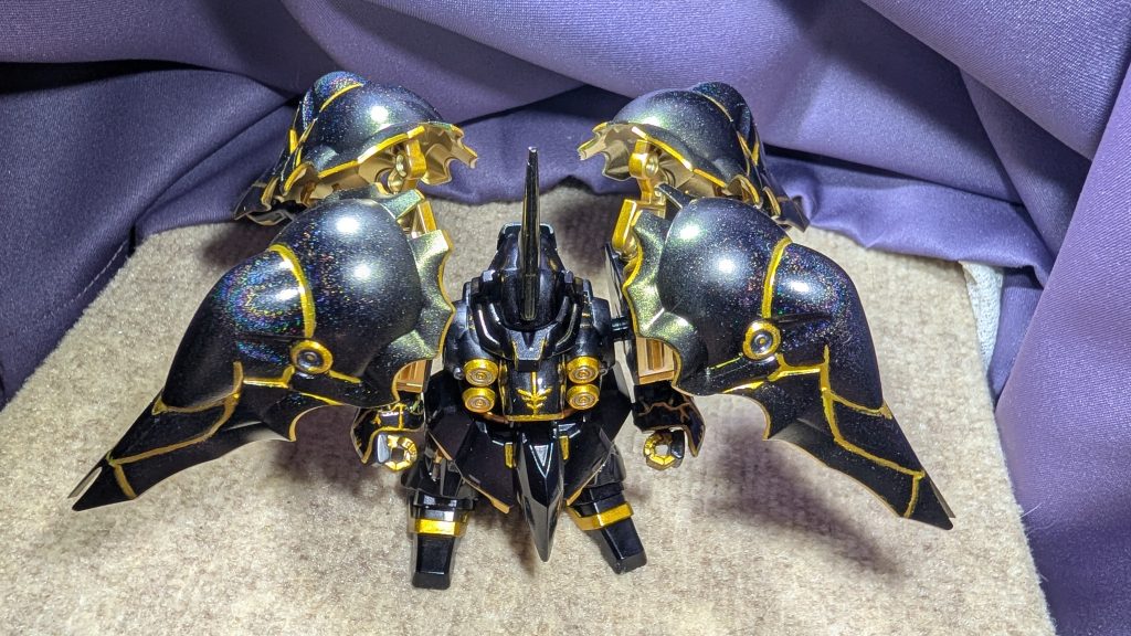 今回のゴールド部は基本的にメタリックカラーマーカーのGOLDENを使用バインダー内側がGマーカーのイエローゴールド