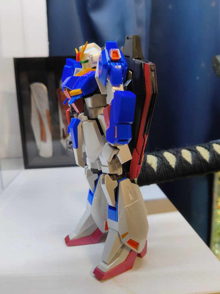 白い部位をホワイトパールで仕上げたのは良かったかもあと青の部位もクリアブルーで仕上げたのも私的には大正解でした