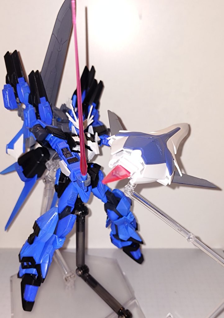 ストライクシールドはフラッシュエッジ3と同様の稼動が可能