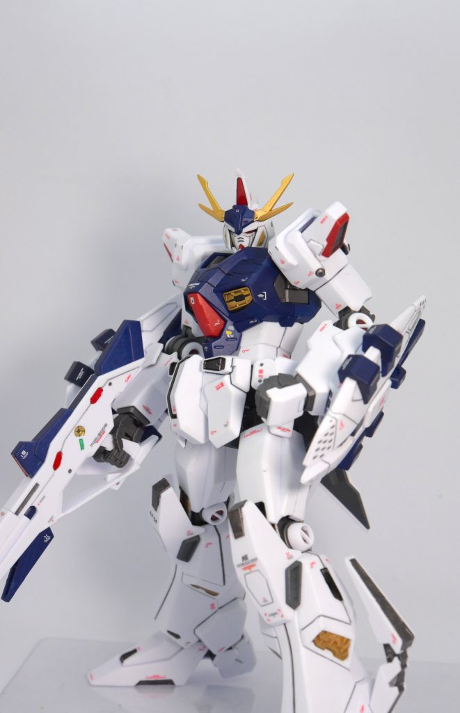 工作はゲート処理、シャープ化程度で合わせ目消しは日程の都合上省略。時間がないなりに、部分塗装やデカール貼りは頑張りました。