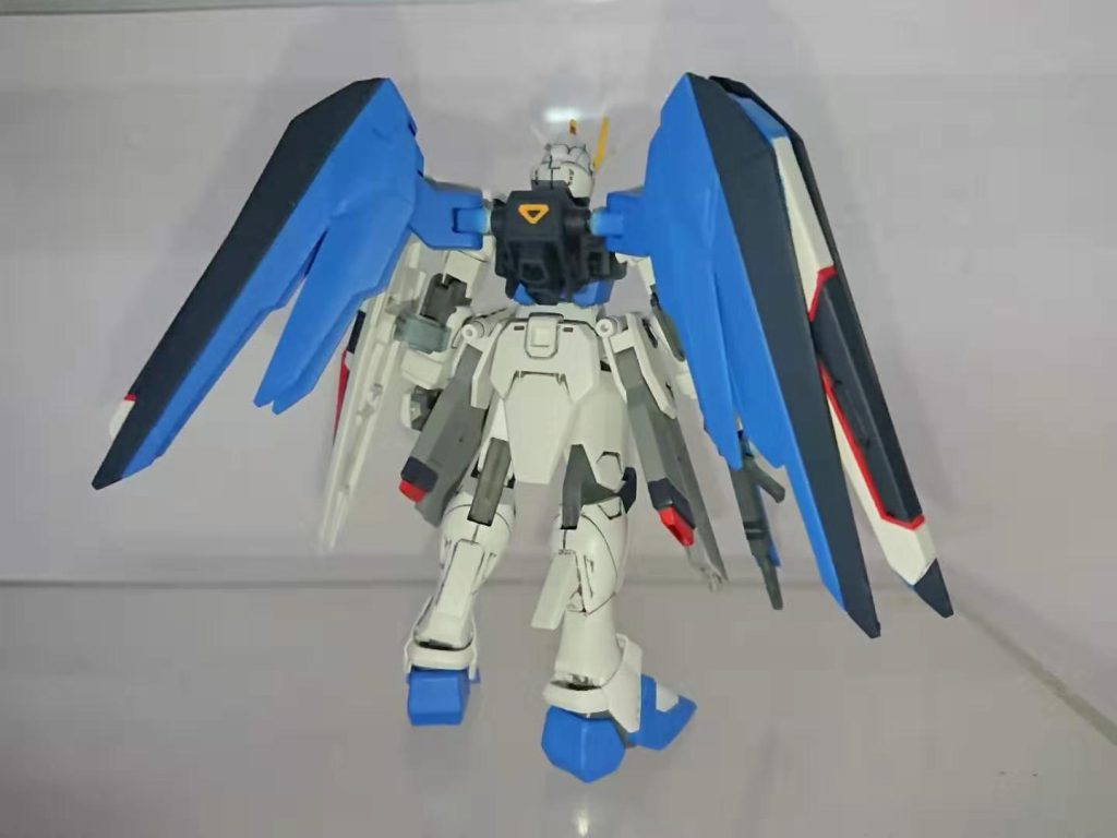 HG•フリーダムガンダム