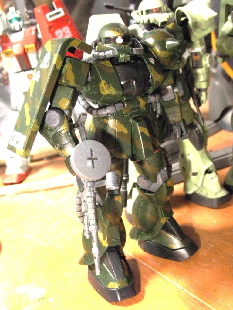 迷彩ザク（FGザク）