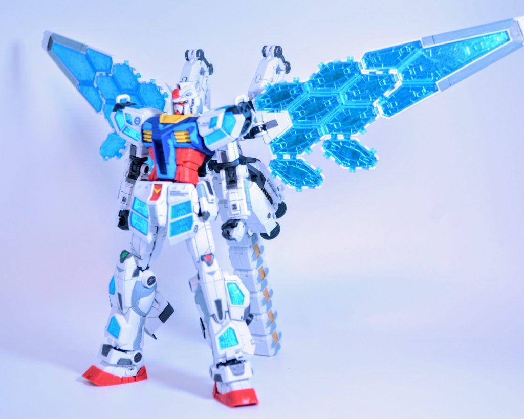 EXPO02025 1/144RX-78F00/E ガンダム(EX-001グラスフェザー装備)