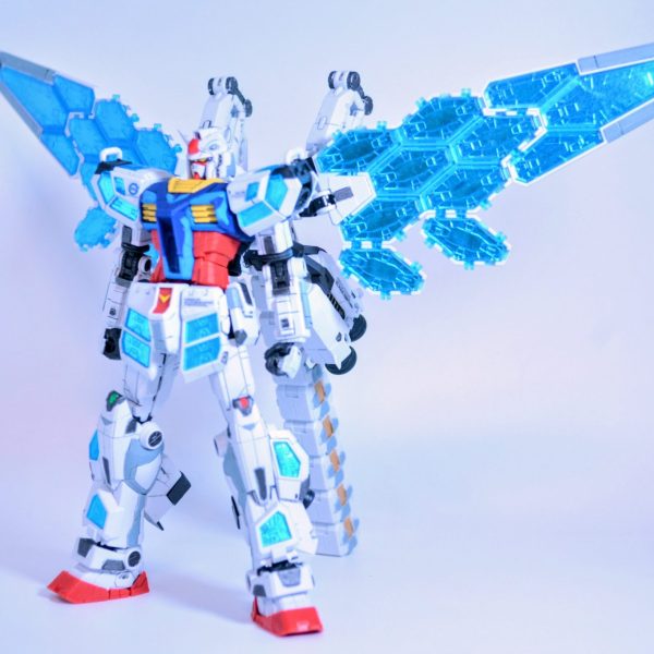 EXPO02025 1/144RX-78F00/E ガンダム(EX-001グラスフェザー装備)