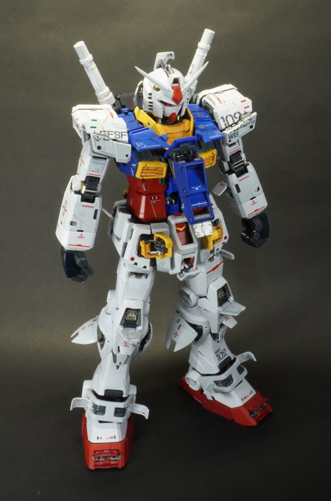 フルハッチオープン。フレームの見映えする所だけ部分塗装してます。