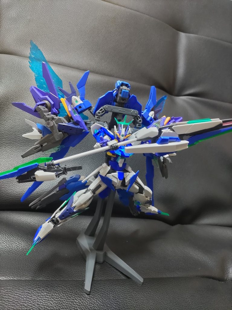 ガンダムヴェリウス（全武装展開）