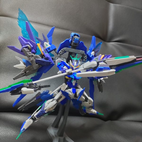 ガンダムヴェリウス（全武装展開）