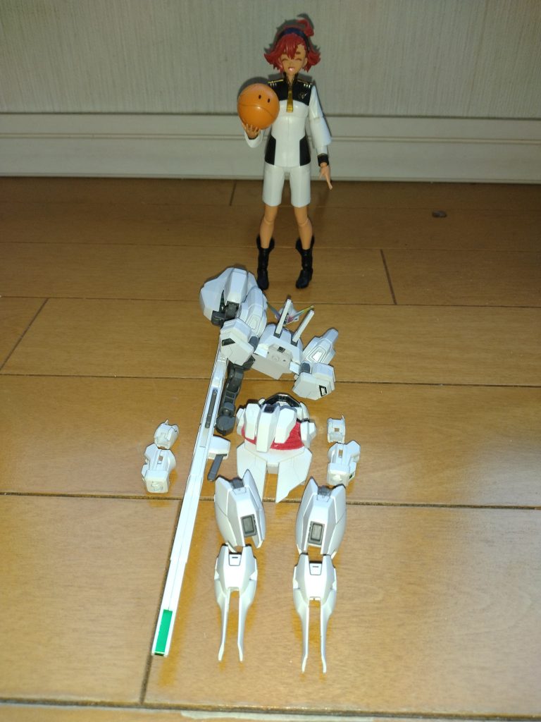 ちなみにスレッタのキットで使ったのは頭部だけです(zaku-kao4)