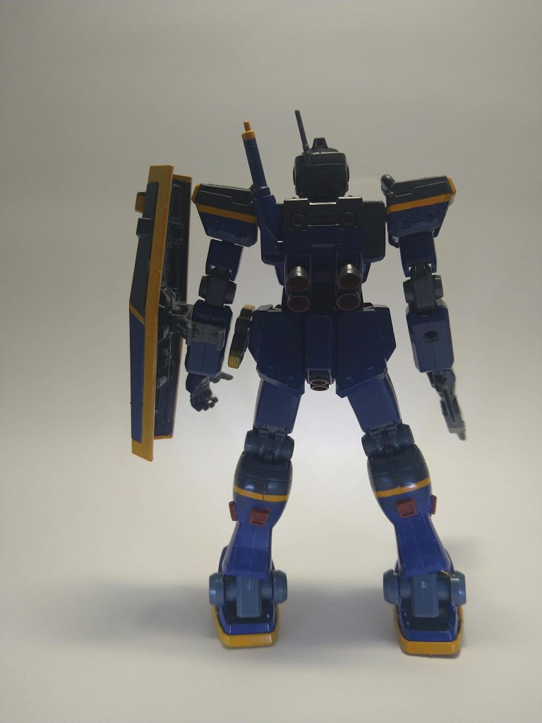 このイエローのラインを入れる作業が大変でした。