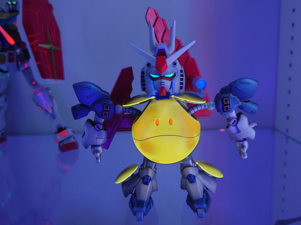 せっかくだから手足も光らせてもよかったかな?