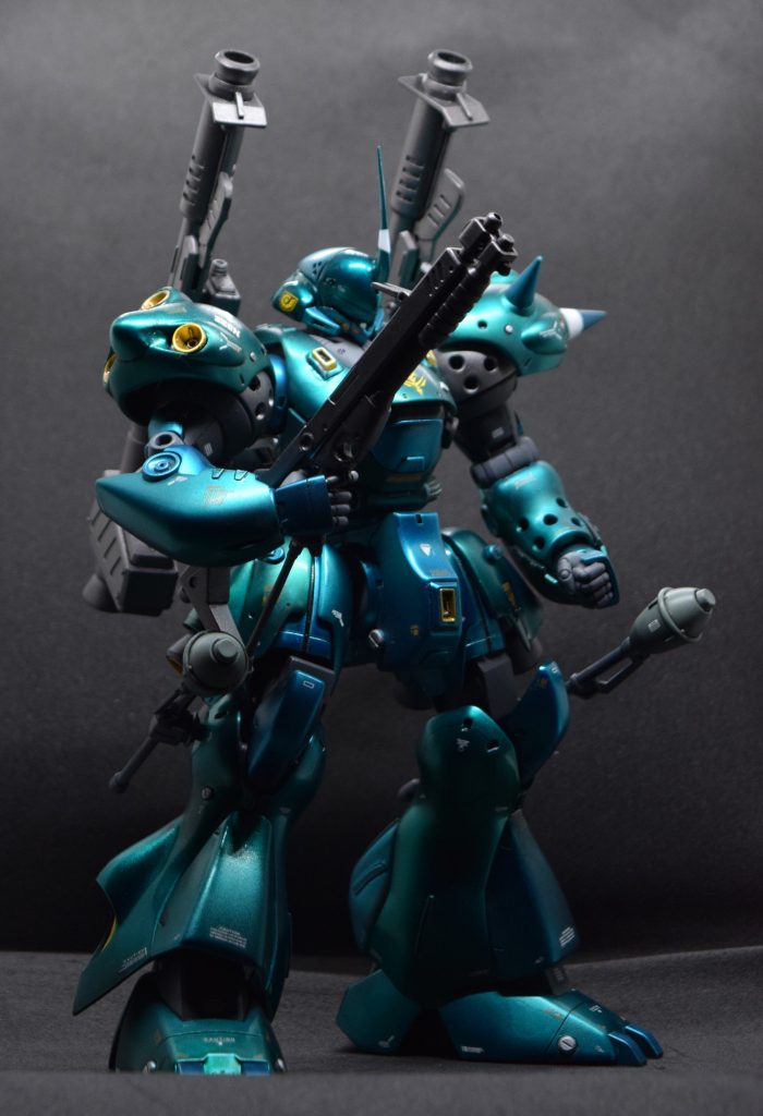 ツノとひざ関節が壊れてたので、自作してます。