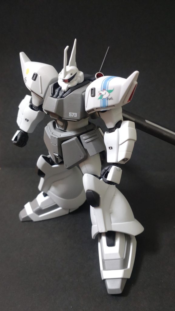 頭部はロボット魂を参考に加工しました。