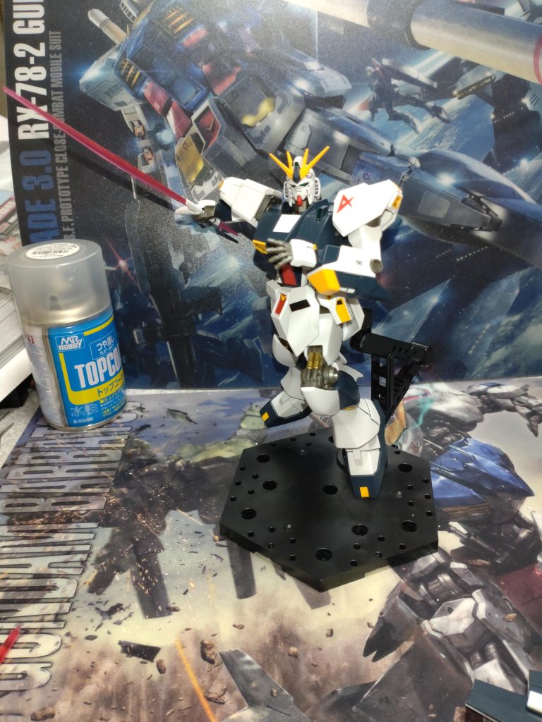 νガンダム–5枚目/制作者：ディエム軽部