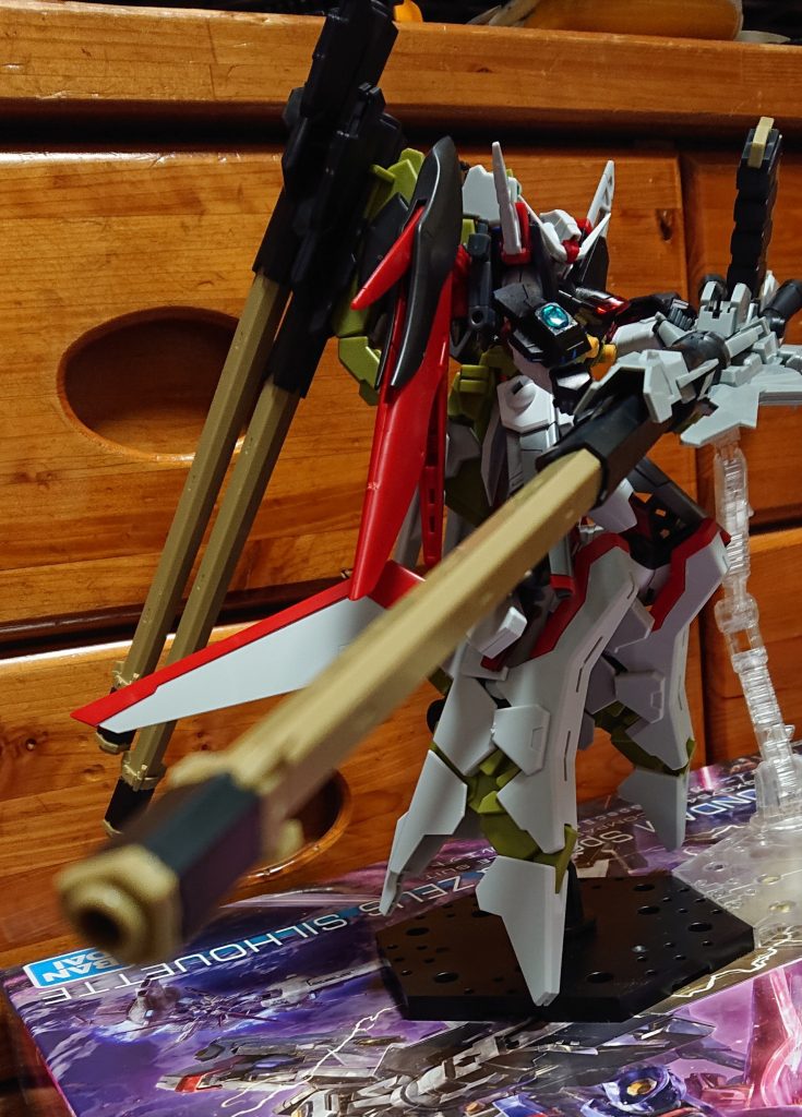 あ、ちなみにアロンダイトの色はキラとアスラン色で名が希裸、阿素乱です。映画見たひとなら漢字の一部に見覚えがあるかとw以上です。次はまだ考えてません。巣組でもして積みプラ減らそうかな…