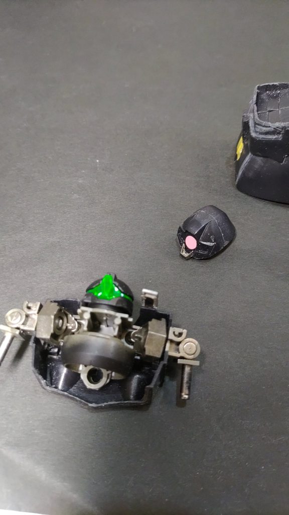 一度完成し楽しんだデミバーディングを至るところで仕込んでます。