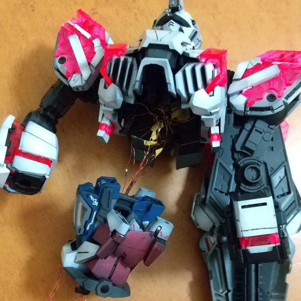 MGナラティブガンダムC装備　電飾