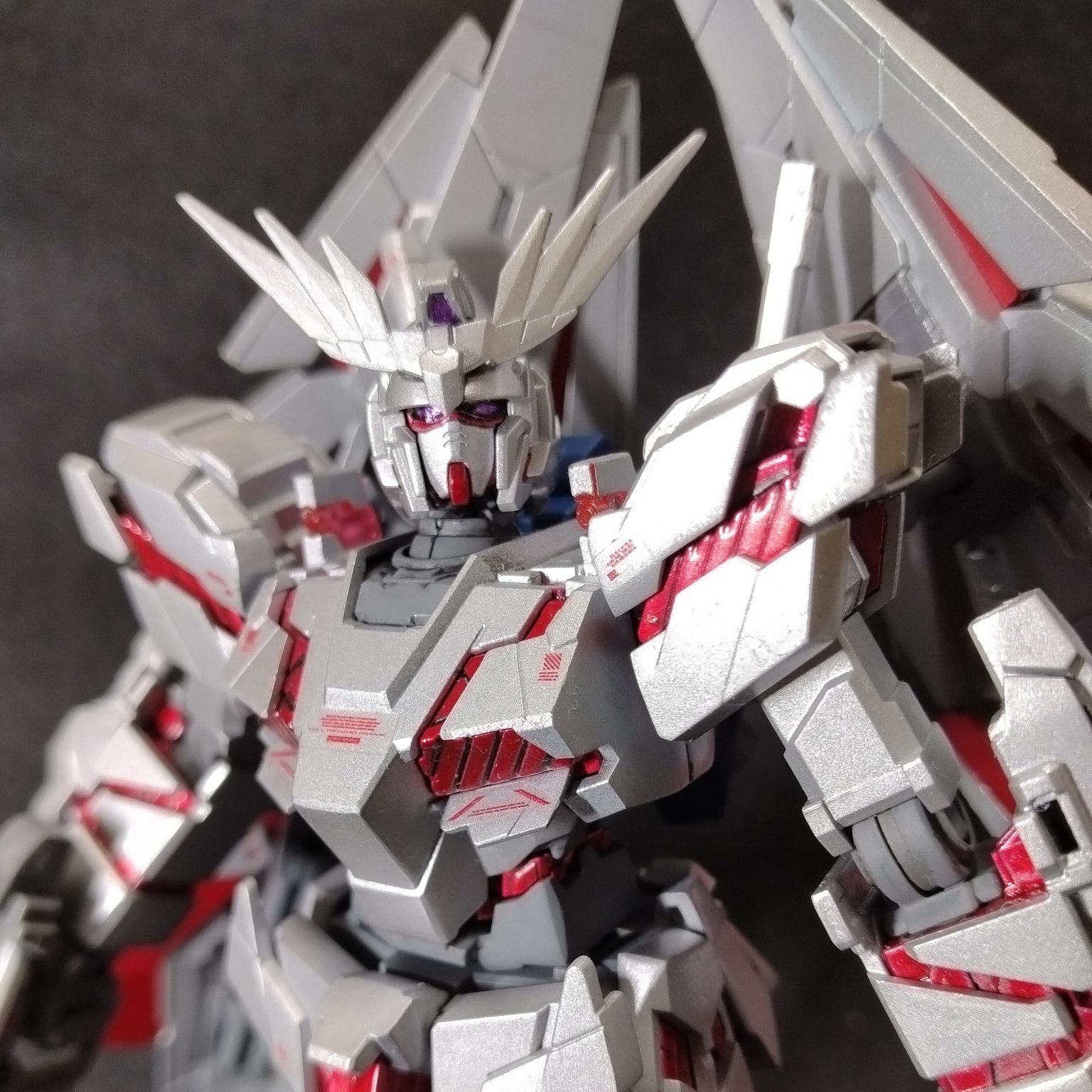 ユニコーンガンダム3号機フェネクスtypeRCシルバー