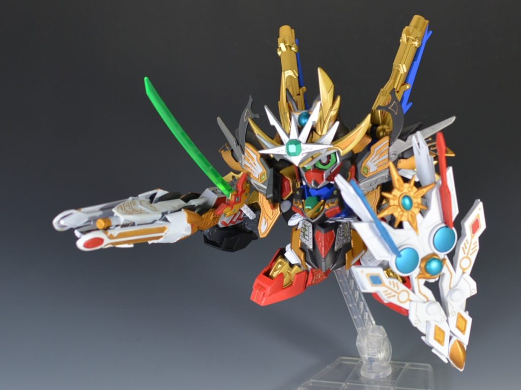 キャノン、シールドはもちろん展開可能武者飛駆鳥も持っていたのでこれはこれで正当進化かな？とも思ったり。