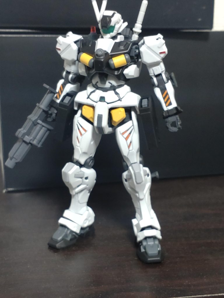 全体当初はケンプファーのショットガン持たせようと思ってましたが手首の都合で断念。某ゾンビゲームではグレネードランチャーもよく使ってるのをみたのでグレネードランチャーに変更。