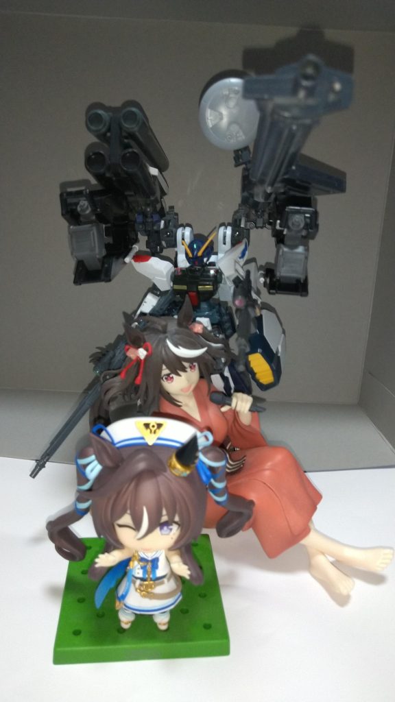 といった具合です😅ちなみにこの機体は他の換装仕様がありますのでお楽しみに👍最後までご覧頂きありがとうございます🙏それではキタちゃん、ヴィブちと一緒にさようなら(^^)/~~~