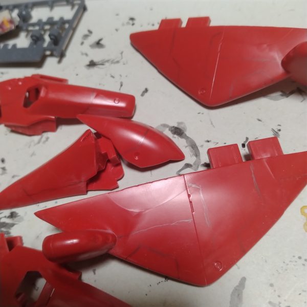 HGヴァル・ヴァロ鏡面仕上げ塗装、製作